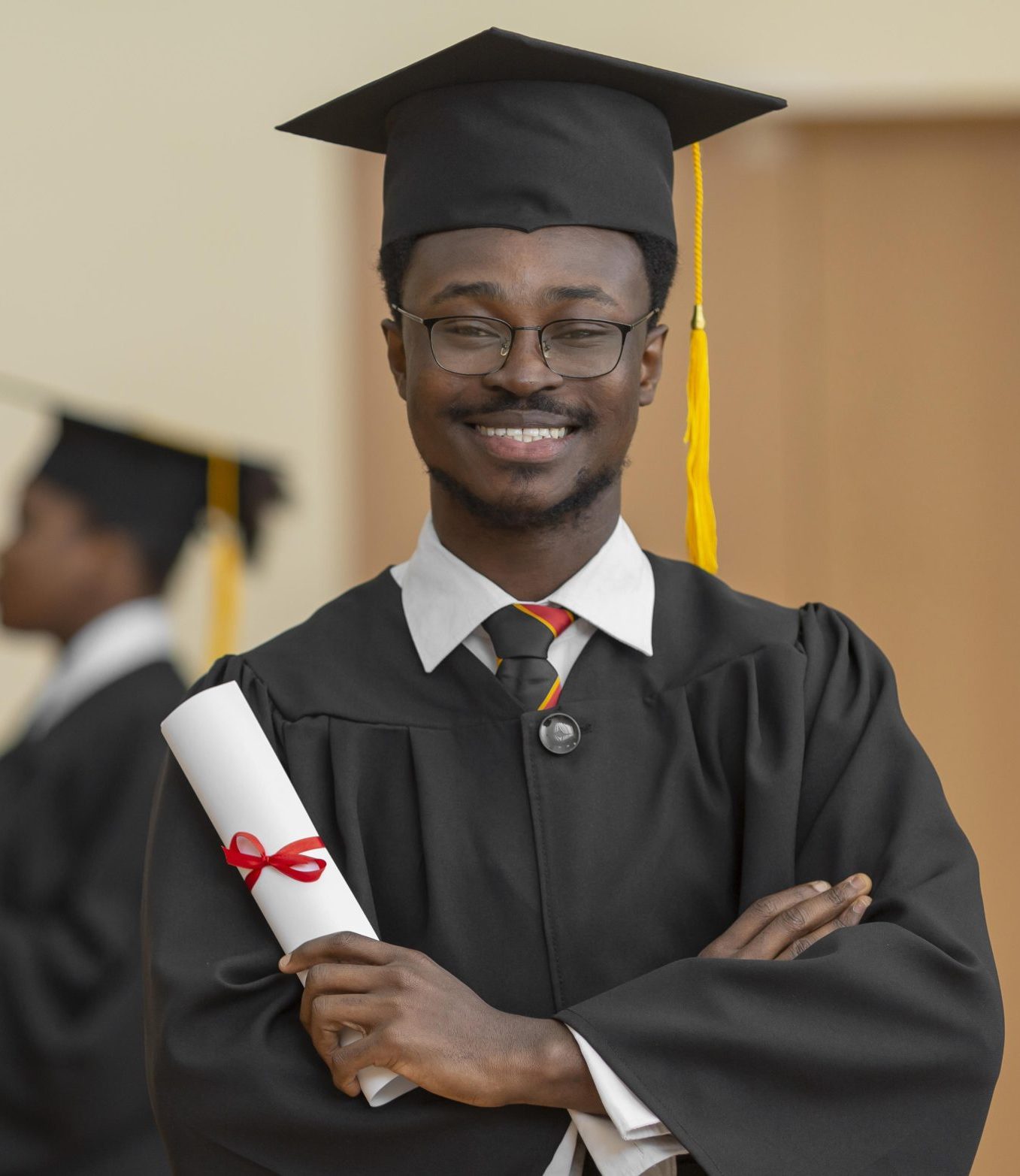 medium-shot-people-graduating